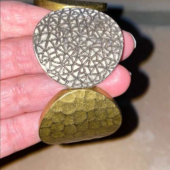 Mixed Color Metal Stretch Bracelet - Picture 2 of 8